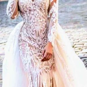 Sz. 10 2 n 1 Wedding Dress Detachable Train